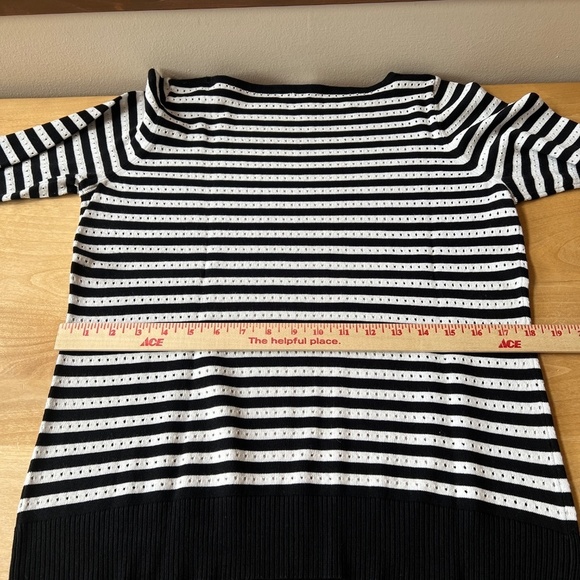 PER SE SWEATER L STRIPED VEGAN LEATHER DETAIL EYELET CASUAL OFFICE PREP - Picture 10 of 13